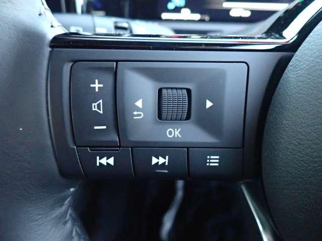 �X�e�A�����O�X�C�b�`����������Ă���X�e�A�����O�����𗣂��������I�[�f�B�I�ނ̑��삪�\�ł��̂Ŕ��ɕ֗��ł���