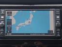 純正メモリーナビ(MJ116D-W)付だから初めての場所へのお出かけも安心。地デジTVが見られDVDが再生出来ます