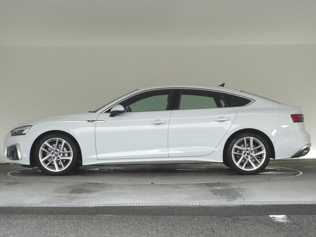 Ａ５スポーツバック ４０ＴＤＩクワトロ　Ｓライン　認定中古車　ワンオーナー　パークアシストパッケージ　アウディプレセンスリア　サラウンドビューカメラ　アダプティブクルーズコントロール　レーンアシスト　オートマチックテールゲート（4枚目）