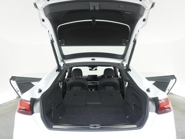 Ａ５スポーツバック ４０ＴＤＩクワトロ　Ｓライン　認定中古車　ワンオーナー　パークアシストパッケージ　アウディプレセンスリア　サラウンドビューカメラ　アダプティブクルーズコントロール　レーンアシスト　オートマチックテールゲート（16枚目）