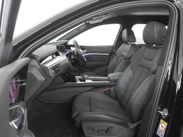 e-トロン 50クワトロ Sライン 認定中古車 サイレンスパッケージ バーチャルエクステリアミラー エクステンディッドアルミニウムブラック/ブラックグラスルックコントロールパネル(9枚目)