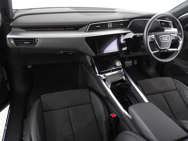 e-トロン 50クワトロ Sライン 認定中古車 サイレンスパッケージ バーチャルエクステリアミラー エクステンディッドアルミニウムブラック/ブラックグラスルックコントロールパネル(14枚目)