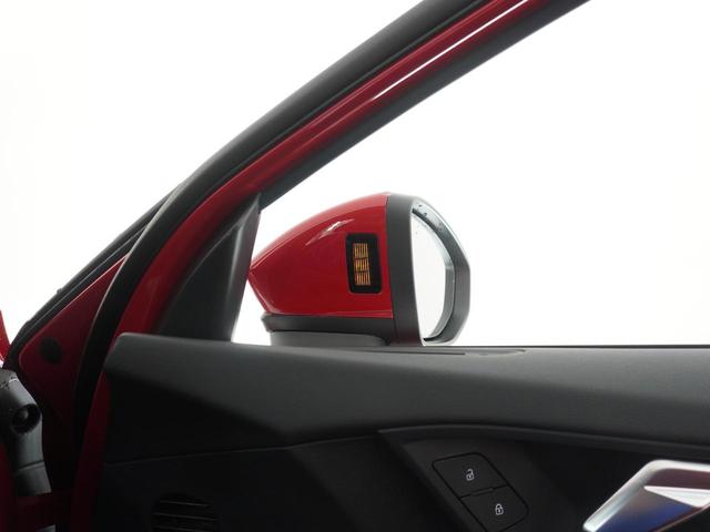 Ａ３ スポーツバック３０ＴＦＳＩアドバンスド　認定中古車　コンビニエンス＆アシスタンスパッケージ　ナビゲーションパッケージ　スマートフォンインターフェイス　フロントシート電動調整機能　シートヒーター　アドバンストキーシステム　レーンアシスト（16枚目）