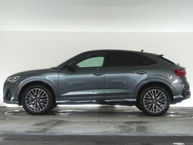 Q3スポーツバック 40TDIクワトロ Sライン 認定中古車 コンビニエンス&アシスタンスパッケージ ブラックAudi rings&ブラックスタイリングパッケージ スマートフォンインターフェース プラスパッケージ パーシャルレザー(3枚目)