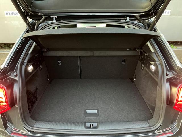 Ｑ２ ３５ＴＦＳＩアドバンスド　認定中古車　ナビゲーションパッケージ　コンビニエンス＆アシスタンスパッケージ　テクノロジーパッケージ　スマートフォンインターフェイス（18枚目）