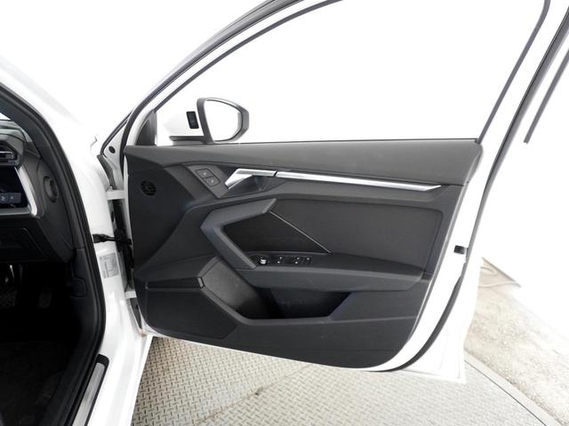 A3 スポーツバック30TFSIアドバンスド 認定中古車 ナビゲーションパッケージ コンビニアシスタンスパッケージ スマートフォンインターフェイス アダプティブクルーズコントロール サイドアシスト アクティブレーンアシスト(15枚目)