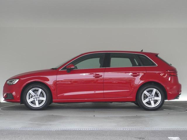 A3 スポーツバック30TFSI シグネチャーエディション 認定中古車 アシスタンスパッケージ ナビゲーションプラスパッケージ バックカメラ コーナーセンサー スマートキー LEDヘッドライト アダプティブクルーズコントロール(4枚目)