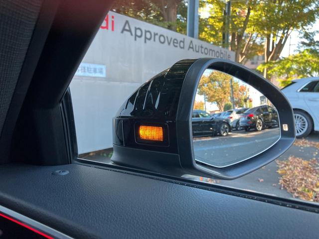 サイドアシスト…　（後方監視システム）　ミラー部分ＬＥＤで警戒を促します