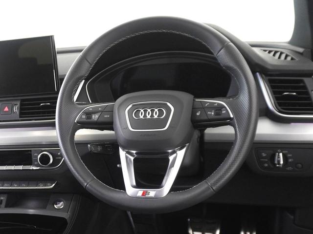 Ｑ５スポーツバック ４０ＴＤＩクワトロ　Ｓライン　認定中古車　Ｓ　ｌｉｎｅ　ｄｙｎａｍｉｃ　ｅｄｉｔｉｏｎパッケージ　Ｓ　ｌｉｎｅ　ｐｌｕｓ　パッケージ　コンフォートパッケージ　ステアリングヒーター　ファインナッパレザー　ダイヤモンドステッチ　ＴＶ（13枚目）