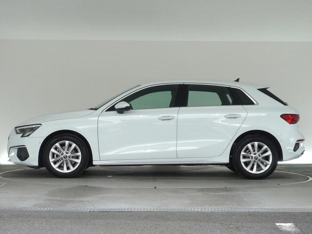 A3 スポーツバック30TFSI 認定中古車 コンビニエンス&アシスタンスパッケージ ナビゲーションパッケージ スマートフォンインター シートヒーター アドバンストキーシステム レーンアシスト パークアシスト(4枚目)