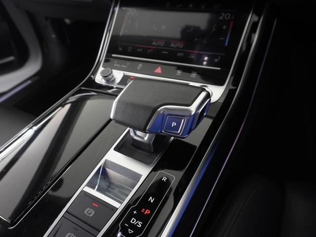 A8 55TFSIクワトロ 認定中古車 パノラミックルーフ HDマトリクスLEDヘッドライト アウディレーザーライトパッケージ アシスタンスパッケージ コンフォートパッケージ ダイナミックオールホイールステアリング(11枚目)