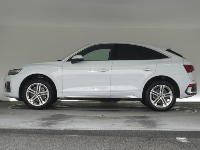 Ｑ５スポーツバック ４０ＴＤＩクワトロ　Ｓライン　認定中古車　Ｓ　ｌｉｎｅ　ｐｌｕｓ　パッケージ　ＴＶチューナー　コンフォートパッケージ　アーティフィシャルインテリアレザー　（ドアアームレスト／センターコンソール）　ステアリングヒーター（4枚目）