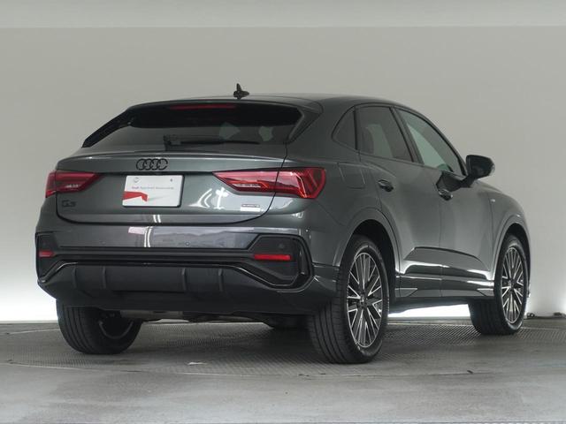 Q3スポーツバック 35TDIクワトロ Sライン 認定中古車 ブラックスタイリングパッケージ プライバシーガラス スマーフォンインターフェイス コンビニアシスタンスパッケージ プラスパッケージ アダプティブクルーズコントロール(5枚目)