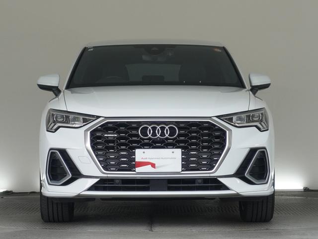 Ｑ３スポーツバック ３５ＴＤＩクワトロ　Ｓライン　認定中古車　アシスタンスパッケージ　スマーフォンインターフェイス　ベーシックパッケージ　ワイヤレスチャージング　マトリクスＬＥＤヘッドライト（2枚目）
