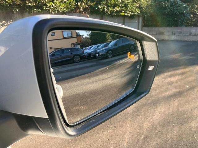 A1スポーツバック 25TFSI アドバンスド 認定中古車 コンビニアシスタンスパッケージ ナビゲーションパッケージ スマーフォンインターフェイス コントラストルーフ ワイヤレスチャージング アダプティブクルーズコントロール(17枚目)