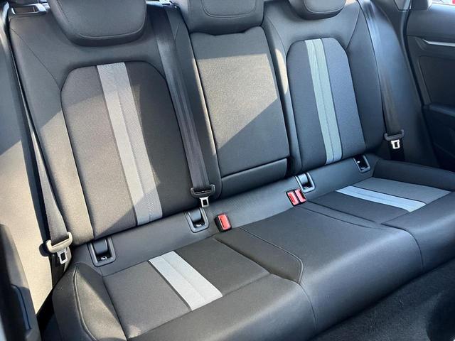 A3 スポーツバック30TFSIアドバンスド 認定中古車 コンビニアシスタンスパッケージ ナビゲーションパッケージ 3ゾーンオートマチックエアコンディショナー アダプティブクルーズコントロール サイドアシストアダプティブクルーズコントロール(10枚目)