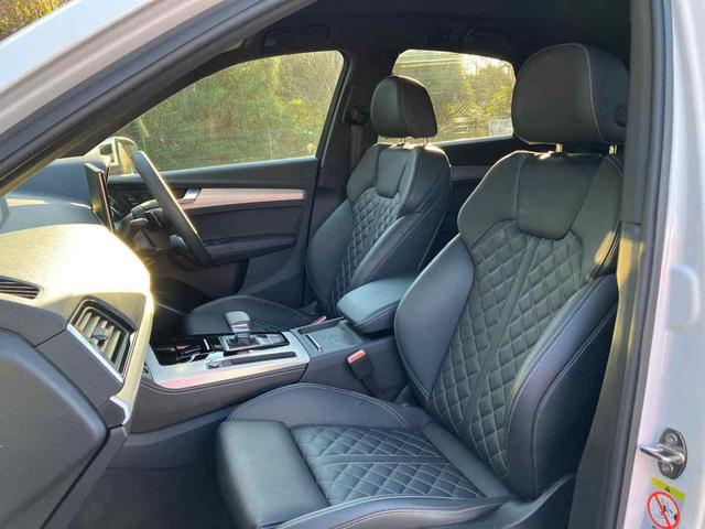 Q5スポーツバック 40TDIクワトロ Sライン 認定中古車 Sline dynamic edition コンフォートパッケージ ステアリングヒーター ファインナッパレザーダイヤモンドステッチ 20インチアルミホイール(9枚目)