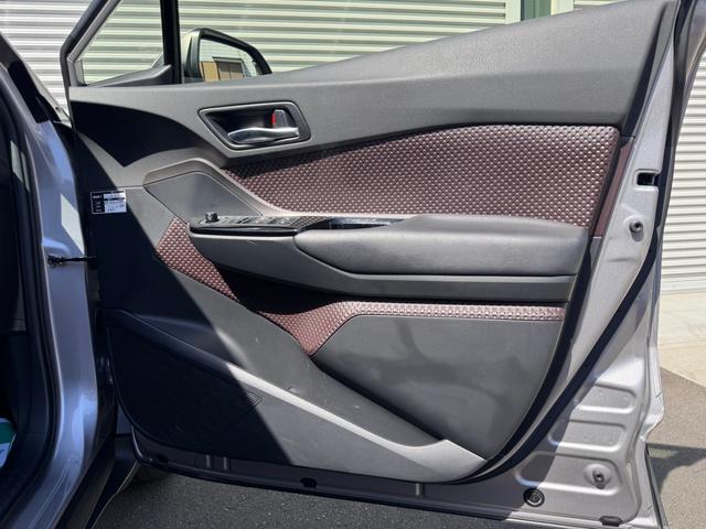 Ｃ－ＨＲ Ｇ　ワンオーナー車　禁煙車　純正９インチナビ　フルセグテレビ　バックカメラ　ＥＴＣ２．０　ドラレコ　セーフティセンス　ブラインドスポットモニター　ＬＥＤヘッドライト　ＬＥＤフォグ　フロントシートヒーター（35枚目）