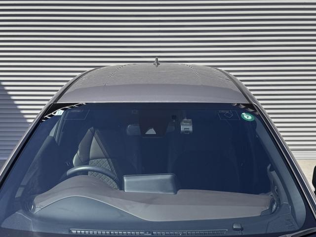 Ｃ－ＨＲ Ｇ　ワンオーナー車　禁煙車　純正９インチナビ　フルセグテレビ　バックカメラ　ＥＴＣ２．０　ドラレコ　セーフティセンス　ブラインドスポットモニター　ＬＥＤヘッドライト　ＬＥＤフォグ　フロントシートヒーター（48枚目）