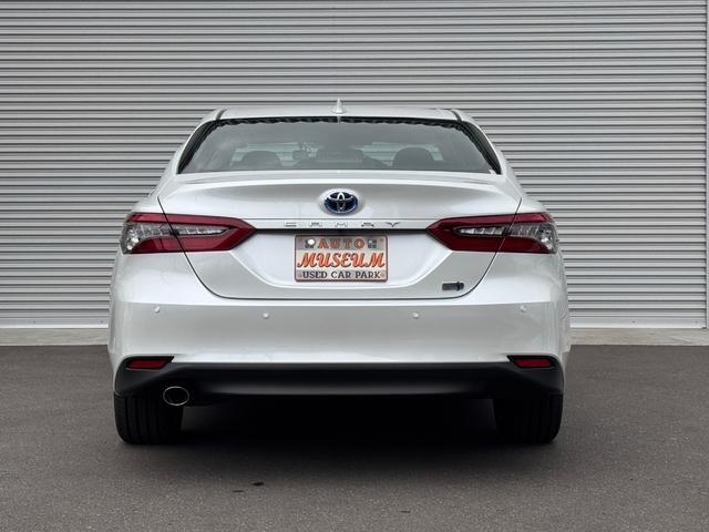カムリ Ｇ　ワンオーナー車　禁煙車　純正９型ナビ　フルセグテレビ　バックカメラ　前後車内３カメラドラレコ　ＥＴＣ２．０　ＣＤ　ＤＶＤ再生　セーフティセンス　クリアランスソナー　ブラインドスポットモニター（8枚目）