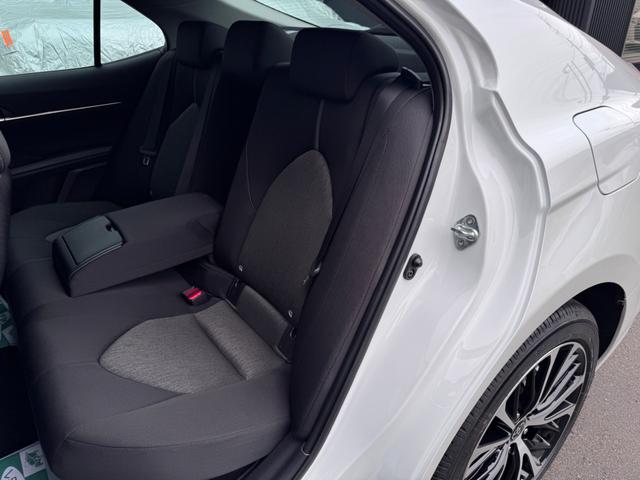 カムリ Ｇ　ワンオーナー車　禁煙車　純正９型ナビ　フルセグテレビ　バックカメラ　前後車内３カメラドラレコ　ＥＴＣ２．０　ＣＤ　ＤＶＤ再生　セーフティセンス　クリアランスソナー　ブラインドスポットモニター（31枚目）