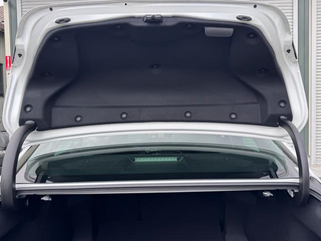 カムリ Ｇ　ワンオーナー車　禁煙車　純正９型ナビ　フルセグテレビ　バックカメラ　前後車内３カメラドラレコ　ＥＴＣ２．０　ＣＤ　ＤＶＤ再生　セーフティセンス　クリアランスソナー　ブラインドスポットモニター（47枚目）