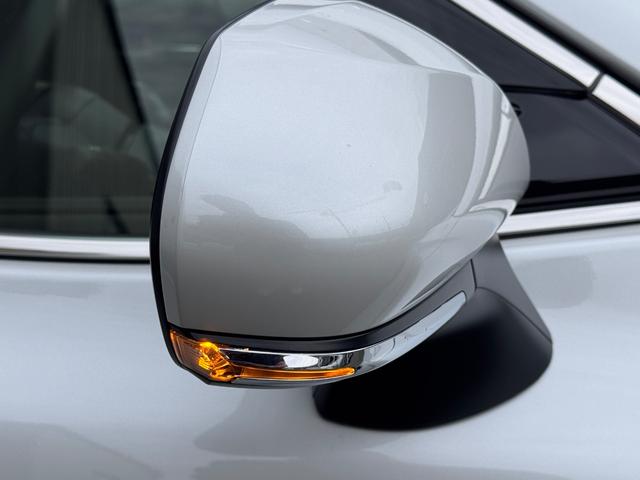 カムリ Ｇ　ワンオーナー車　禁煙車　純正９型ナビ　フルセグテレビ　バックカメラ　前後車内３カメラドラレコ　ＥＴＣ２．０　ＣＤ　ＤＶＤ再生　セーフティセンス　クリアランスソナー　ブラインドスポットモニター（51枚目）