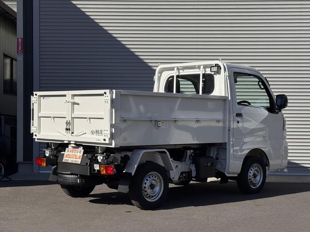ハイゼットトラック 清掃ダンプ 清掃ダンプ 届出済未使用車 4WD LED省力パック スマートキー プッシュスタート LEDヘッドライト LEDフォグ 電動格納ミラー ケンウッド製ナビフルセグテレビ ETC パワーウインドー(7枚目)