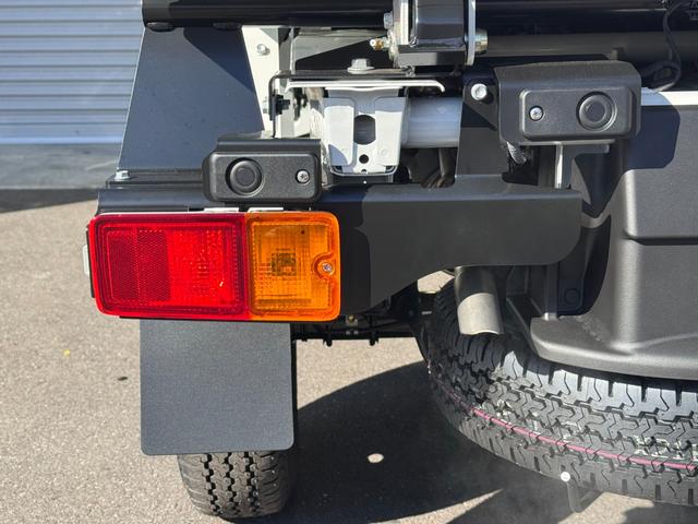 ハイゼットトラック 清掃ダンプ 清掃ダンプ 届出済未使用車 4WD LED省力パック スマートキー プッシュスタート LEDヘッドライト LEDフォグ 電動格納ミラー ケンウッド製ナビフルセグテレビ ETC パワーウインドー(29枚目)