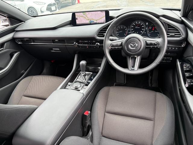 ＭＡＺＤＡ３ファストバック ２０Ｓ　ツーリング　ドライブレコーダー　ＥＴＣ　全周囲カメラ　ナビ　ＴＶ　クリアランスソナー　オートクルーズコントロール　レーンアシスト　衝突被害軽減システム　アルミホイール　オートライト　ＬＥＤヘッドランプ（23枚目）
