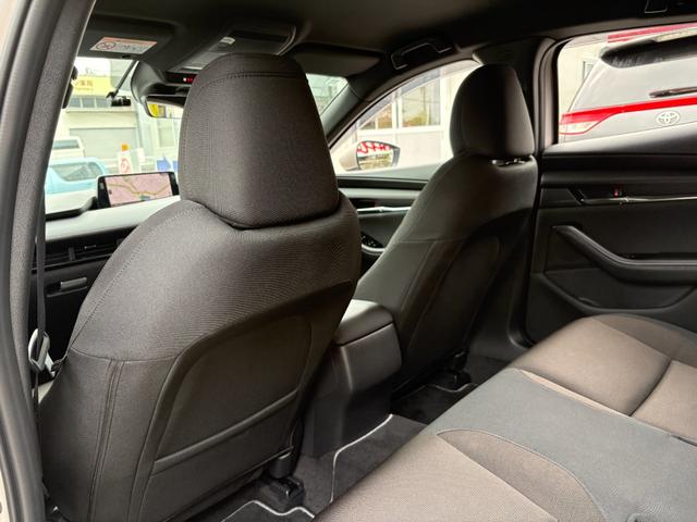 ＭＡＺＤＡ３ファストバック ２０Ｓ　ツーリング　ドライブレコーダー　ＥＴＣ　全周囲カメラ　ナビ　ＴＶ　クリアランスソナー　オートクルーズコントロール　レーンアシスト　衝突被害軽減システム　アルミホイール　オートライト　ＬＥＤヘッドランプ（35枚目）