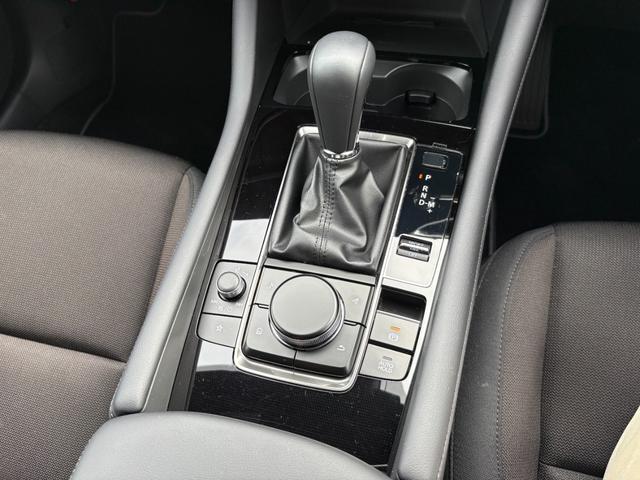 ＭＡＺＤＡ３ファストバック ２０Ｓ　ツーリング　ドライブレコーダー　ＥＴＣ　全周囲カメラ　ナビ　ＴＶ　クリアランスソナー　オートクルーズコントロール　レーンアシスト　衝突被害軽減システム　アルミホイール　オートライト　ＬＥＤヘッドランプ（53枚目）