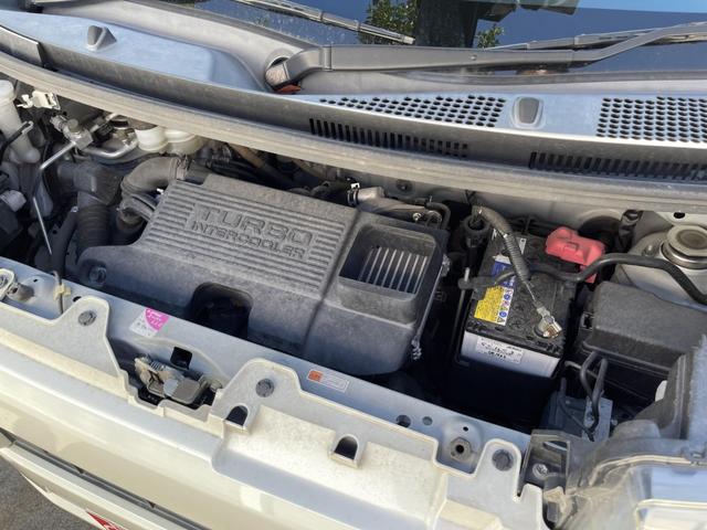 TOYOTA PIXIS MEGA G TURBO SA II