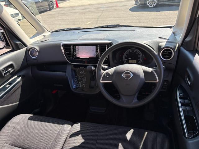 デイズルークス Ｘ　Ｖセレクション　ドライブレコーダー　ＥＴＣ　全周囲カメラ　両側電動スライドドア　ナビ　ＴＶ　クリアランスソナー　衝突被害軽減システム　スマートキー　アイドリングストップ　電動格納ミラー　ベンチシート　ＣＶＴ（15枚目）