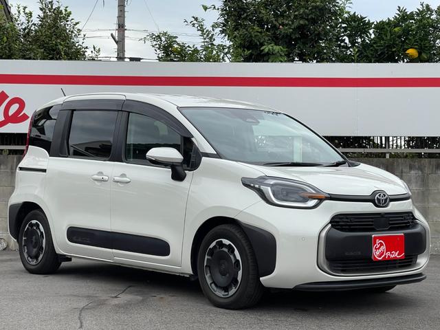 シエンタ ハイブリッドZ 禁煙車 ワンオーナー 10.5インチディスプレイナビ フルセグTV パノラミックビュー BSM レーダークルコン ハンズフリーパワースライドドア シートヒーター ステアリングヒーター LEDヘッド(2枚目)