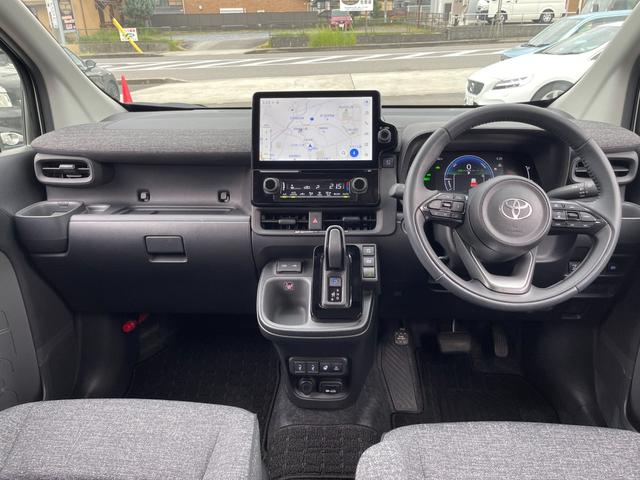 シエンタ ハイブリッドZ 禁煙車 ワンオーナー 10.5インチディスプレイナビ フルセグTV パノラミックビュー BSM レーダークルコン ハンズフリーパワースライドドア シートヒーター ステアリングヒーター LEDヘッド(21枚目)