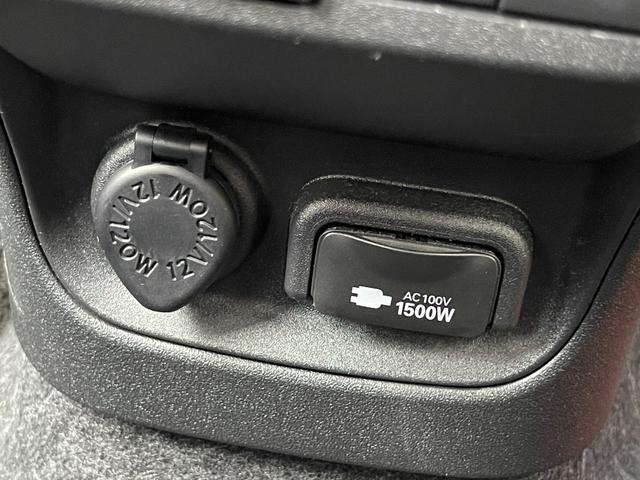 シエンタ ハイブリッドZ 禁煙車 ワンオーナー 10.5インチディスプレイナビ フルセグTV パノラミックビュー BSM レーダークルコン ハンズフリーパワースライドドア シートヒーター ステアリングヒーター LEDヘッド(56枚目)