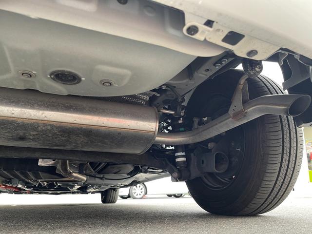 シエンタ ハイブリッドZ 禁煙車 ワンオーナー 10.5インチディスプレイナビ フルセグTV パノラミックビュー BSM レーダークルコン ハンズフリーパワースライドドア シートヒーター ステアリングヒーター LEDヘッド(68枚目)