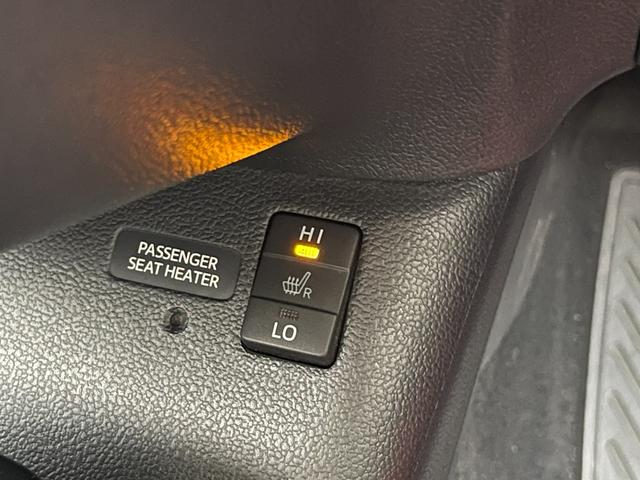 プリウス Ｓツーリングセレクション　ディーラーナビ　フルセグＴＶ　バックモニター　レーダークルコン　ドライブレコーダー　ＬＥＤヘッドライト　オートライト　ブラック合皮シート　プリクラッシュ　快適温熱シート　純正１７インチアルミホイール（25枚目）