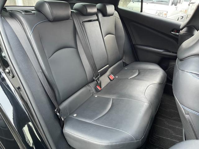 プリウス Ｓツーリングセレクション　ディーラーナビ　フルセグＴＶ　バックモニター　レーダークルコン　ドライブレコーダー　ＬＥＤヘッドライト　オートライト　ブラック合皮シート　プリクラッシュ　快適温熱シート　純正１７インチアルミホイール（28枚目）