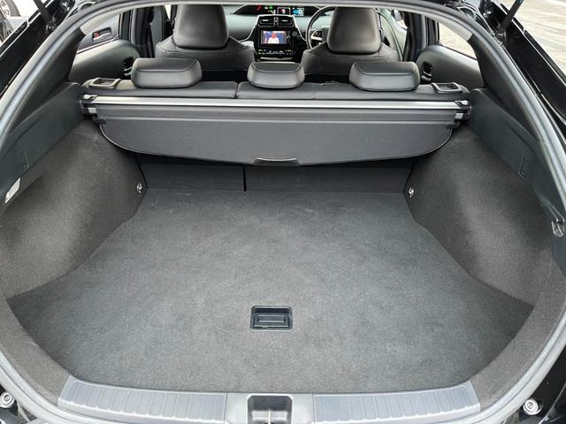 プリウス Ｓツーリングセレクション　ディーラーナビ　フルセグＴＶ　バックモニター　レーダークルコン　ドライブレコーダー　ＬＥＤヘッドライト　オートライト　ブラック合皮シート　プリクラッシュ　快適温熱シート　純正１７インチアルミホイール（32枚目）