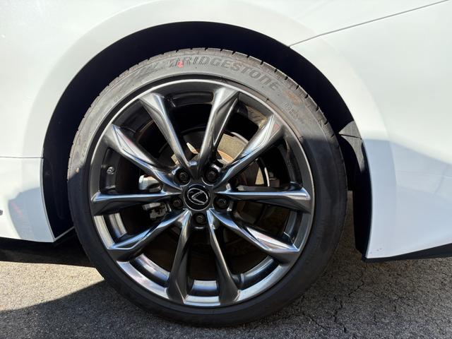 すぐにご来店頂けない場合や遠方にお住まいの方、車両状態の詳細が知りたい方はお気軽にご連絡下さい♪