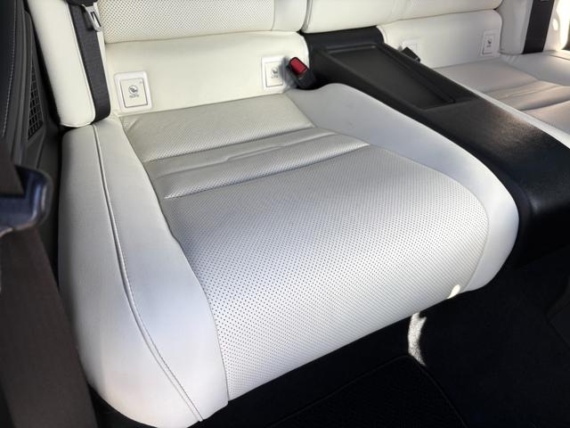 この度は当店のお車をご覧になっていただき、誠にありがとうございます。ぜひじっくりとご検討下さい。気軽にお問合せ・お見積りお待ちしております。