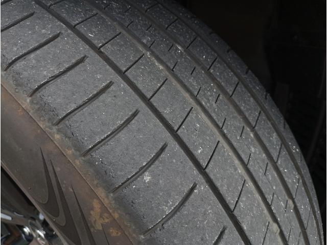 ＲＸ ＲＸ３００　バージョンＬ　全周囲カメラ　クリアランスソナー　オートクルーズコントロール　レーンアシスト　パワーシート　衝突被害軽減システム　サンルーフ　ナビ　オートマチックハイビーム　ＬＥＤヘッドランプ　電動リアゲート（20枚目）