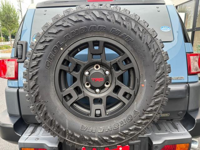 ＦＪクルーザー カラーパッケージ　アップル保証　ワンオーナー　禁煙車　純正ナビ　フルセグ　バックカメラ　ＴＲＤ社外アルミ　　ＴＲＤサイドマフラー　ＢＩＬＳＴＥＩＮサス　ＥＴＣ　クルコン　サイドエアバッグ　ソナー　レカロシート（49枚目）