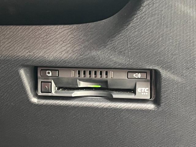 アクア Ｓスタイルブラック　アップル保証　ワンオーナー　禁煙車　純正ナビ　フルセグテレビ　３６０度カメラ　セーフティーセンス　ＥＴＣ　ドラレコ　ステアリングスイッチ　オートライト　オートエアコン　プライバシーガラス（31枚目）