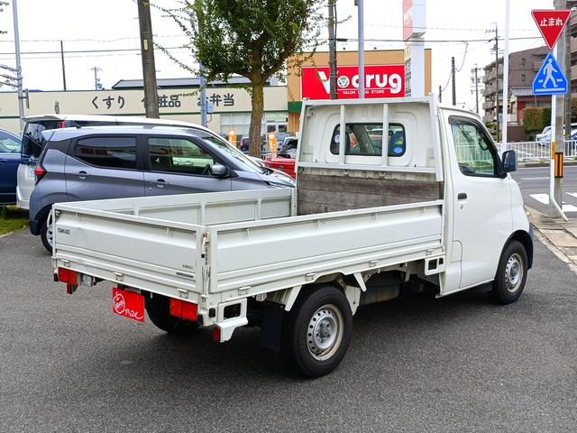 タウンエーストラック ＤＸ　トラック　ＡＴ　ＥＴＣ　エアコン　運転席エアバッグ　記録簿（4枚目）