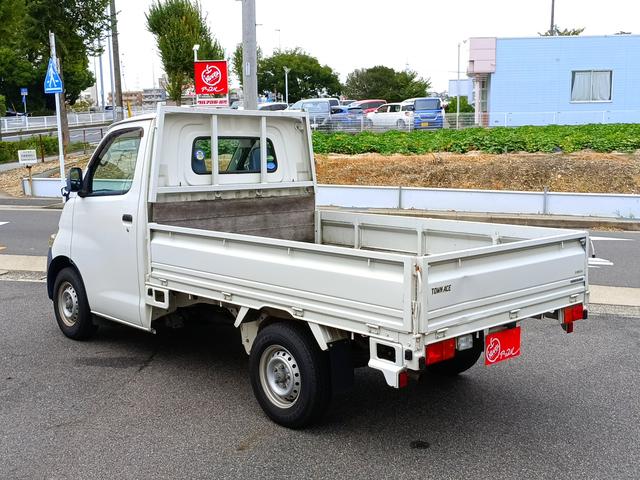 タウンエーストラック ＤＸ　トラック　ＡＴ　ＥＴＣ　エアコン　運転席エアバッグ　記録簿（6枚目）