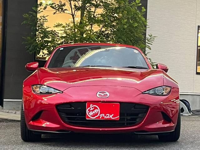 ロードスターＲＦ ＲＳ　アップル保証　ワンオーナー　禁煙車　６速ＭＴ　　純正ナビ　フルセグテレビ　バックカメラ　ＢＯＳＥサウンド　シートヒーター　社外サス　ＢＳＭ　純正１７インチアルミ　スマートキー　プッシュスタート（3枚目）