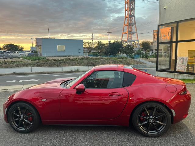 ロードスターＲＦ ＲＳ　アップル保証　ワンオーナー　禁煙車　６速ＭＴ　　純正ナビ　フルセグテレビ　バックカメラ　ＢＯＳＥサウンド　シートヒーター　社外サス　ＢＳＭ　純正１７インチアルミ　スマートキー　プッシュスタート（15枚目）